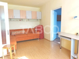 Apartament 50 mpu 2 camere etaj 3 pivnita Piata Noua Cisnadie - imagine 4