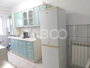 Apartament 50 mpu 2 camere etaj 3 pivnita Piata Noua Cisnadie - imagine 14