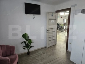 Azil de batrani complet echipat de vanzare - la 40 km de Timisoara - imagine 17