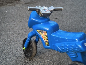 Tricicleta mica fara pedale Copii mici 2-3 ani bicicleta invatat mers ajutatoare Baieti si Fete - imagine 2