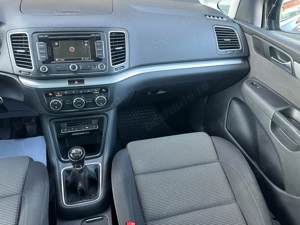 Volkswagen Sharan 2.0 Diesel 140 CP An 2014 - imagine 18