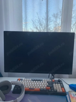 Monitor Lenovo