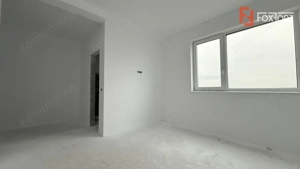 Duplex cu 5 camere si 380 mp teren cu panouri fotovoltaice - Mosnita Noua - imagine 13