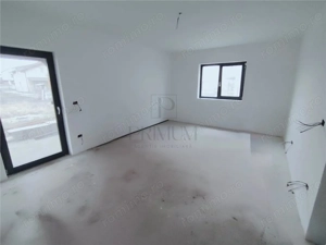 Duplex deosebit - personalizare interioara - compartimentare practica. - imagine 2