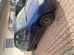 Inchiriez autoturism pentru glovo bolt food wolt uz personal - imagine 2