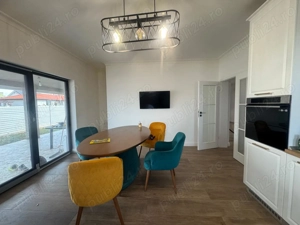 Casă modernă de vânzare   parter, 3 dormitoare, teren 617 mp, Slatina - imagine 2