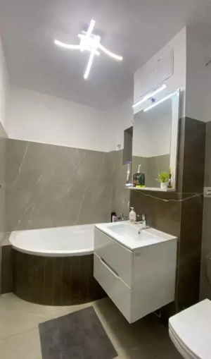 apartament 3 cam - imagine 2