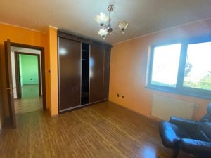 TUR VIRTUAL! Vilă P+1+M pe Colț – 325mp Utili, Curte Amenajată 590mp | Fundeni - imagine 12