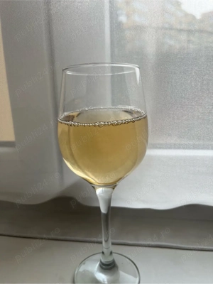 Vand vin de casa 100% natural