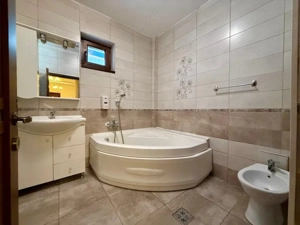 Vilă versatilă pentru locuit sau activitate profesională | Zona Brâncoveanu - imagine 18