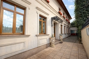 Vilă ultracentrală cu piscină interioară, saună și cramă | Unirii - imagine 8