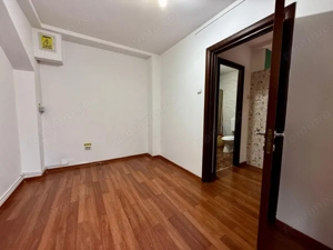 Spațiu comercial stradal cu vizibilitate și trafic pietonal intens | 2 Stejari  - imagine 12