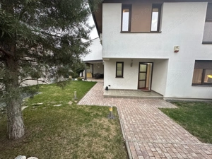 O casa cu personalitate - imagine 3