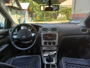 Ford Focus, 2010, 153000km , benzină.  - imagine 3