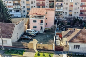 Casă spațioasă în mijlocul orasului, Str. Constantin Brâncuși