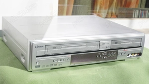  Triplu DVD recorder combo cu HDD FUNAI model HDR-A2635 