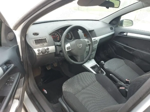 Opel Astra H Sedan 1.6 benzina 162000km - imagine 5