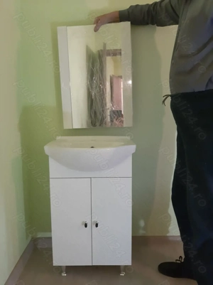 Vând chiuvetă + dulăpior + oglinda noi