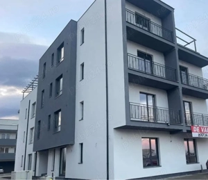 inchiriez apartament cu 3 camere  - imagine 2