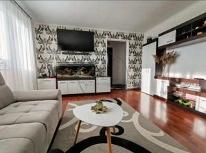  Apartament 3 camere Elegant | Zona HAN | Etaj 10 | Luminos | Mobilat complet