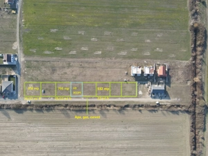 3 parcele 532mp   798mp   818mp Mosnita Noua