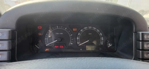 Vand Land Rover Discovery 2 td5 cu chiulasa defecta - imagine 7