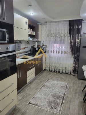 Apartament 3 camere str Garii - imagine 2