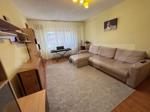Apartament 3 camere, 70 mp, zona Nicolina - imagine 2