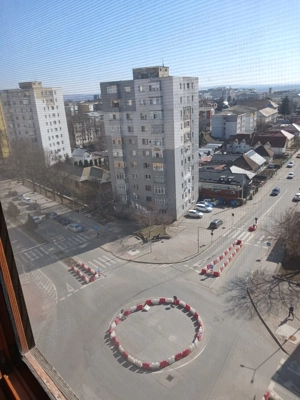 apartament 2 camere decomandat - imagine 7