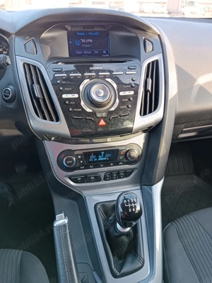 Ford Focus Titanium  - imagine 3