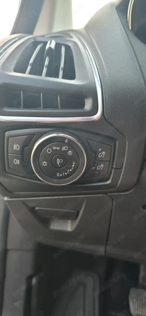 Ford Focus Titanium  - imagine 6