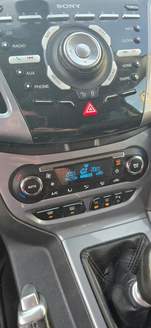 Ford Focus Titanium  - imagine 5