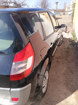 Vând Renault scenic 1.9 diesel impecabil Nr Franța preț 1500 euro