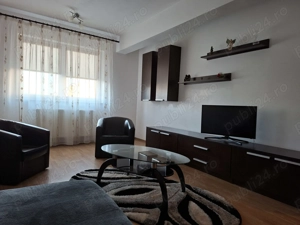 Închiriez apartament 