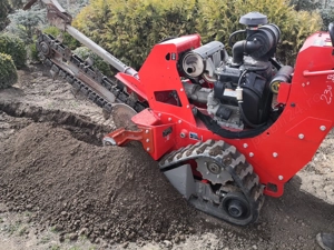 DitchWitch C24x - Utilaj senilat pentru sapat santuri 