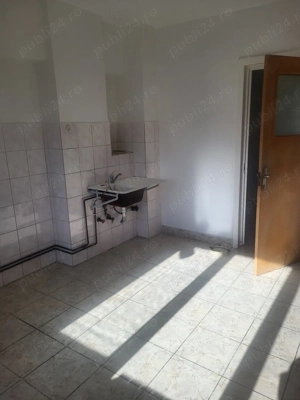  vanzare apartament 2 camere Fieni - imagine 9