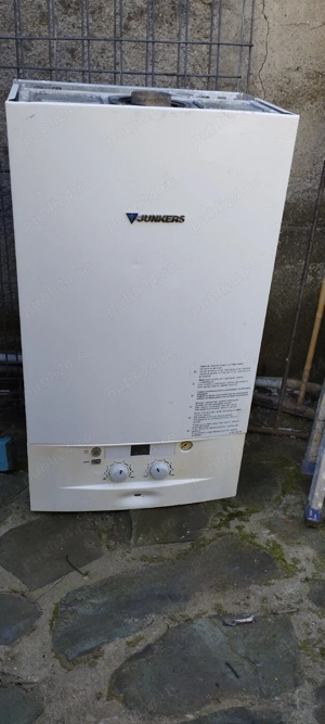 vând centrală pe gaz JUNKERS