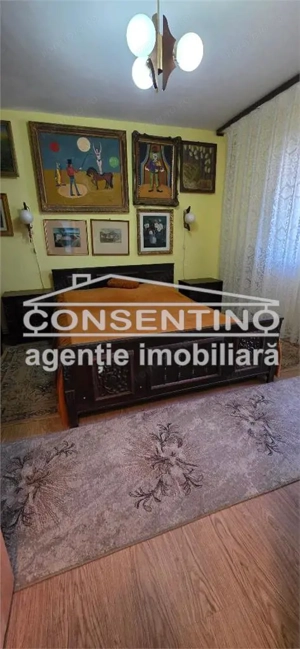 Se vinde imobil cu 4 camere, pe Unirii Sud , liber , cu 3 balcoane - imagine 11