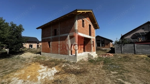 Casa Individuala de vanzare in Mosnita Noua | Zona excelenta | Calea Medves - imagine 6