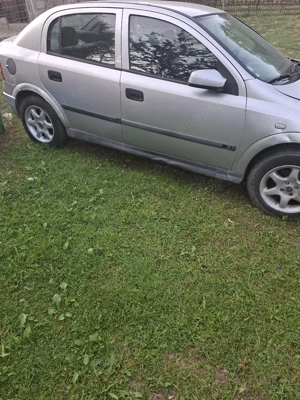 Dezmembrez opel astra g1.4 - imagine 2