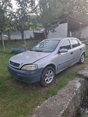 Dezmembrez opel astra g1.4