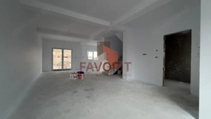 Duplex despartit | Inainte de Kaufland | Toate utilitatile | Curte amenajata - imagine 5