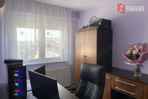 Apartament 4 camere, semidecomandat - Vlaicu, Arad