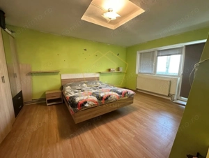 Apartament spatios cu 4 camere | Zona Sagului - imagine 4