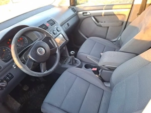 Volkswagen Touran  - imagine 4