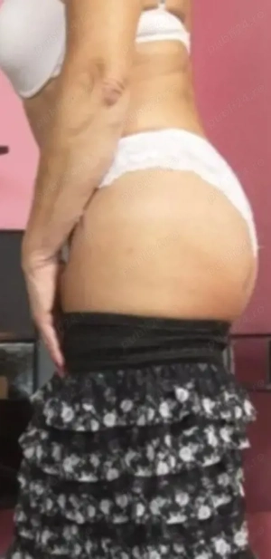 Doamna matura de 58 ani