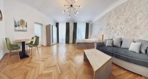 Apartament ultracentral 3 camere 91 mp utili 2 bai pe Mitropoliei