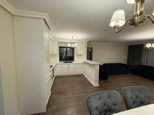 Proprietate deosebita in zona exclusiv de case, zona Vivo - imagine 3