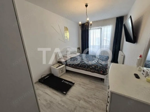 Apartament decomandat 3 camere 2 bai balcon lift City Residence Sibiu - imagine 5