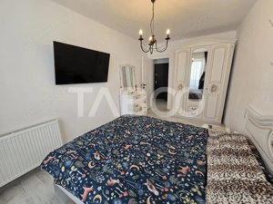 Apartament decomandat 3 camere 2 bai balcon lift City Residence Sibiu - imagine 12